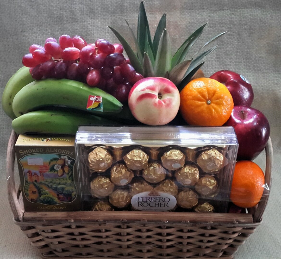 FRUIT BASKET AND NUTS